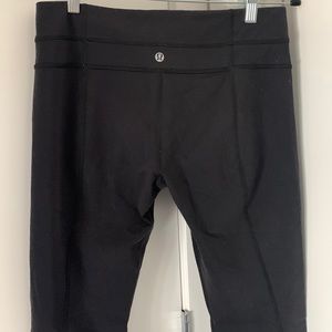 Black lululemon leggings